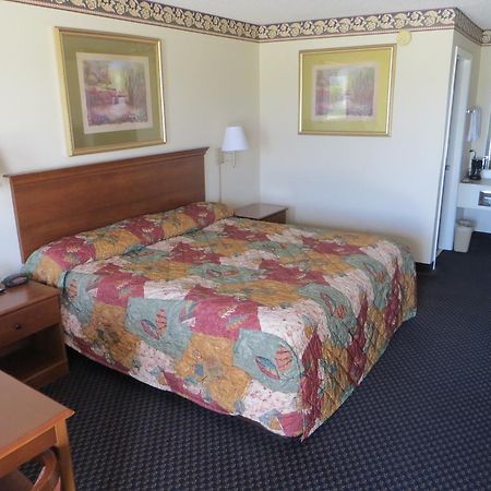Clairmont Inn Джаспър Екстериор снимка