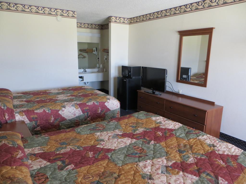 Clairmont Inn Джаспър Стая снимка